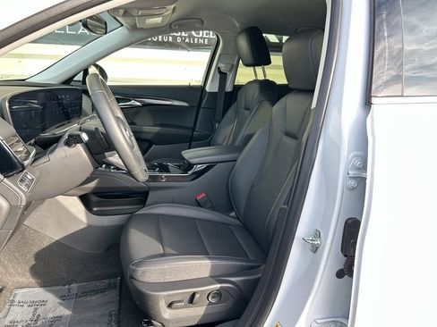 Used 2025 Buick Envision Preferred image 10