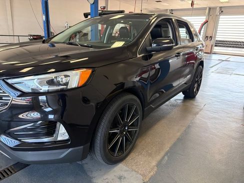 Used 2020 Ford Edge SEL w/ Convenience Package AWD/4WD image 4