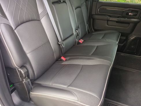 Used 2026 RAM 2500 Limited AWD/4WD image 22
