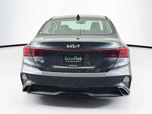 Used 2023 Kia Forte LX FWD image 7
