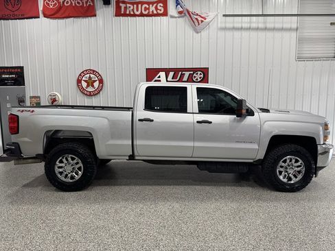 Used 2017 Chevrolet Silverado 2500 W/T w/ WT Fleet Convenience Package AWD/4WD image 22