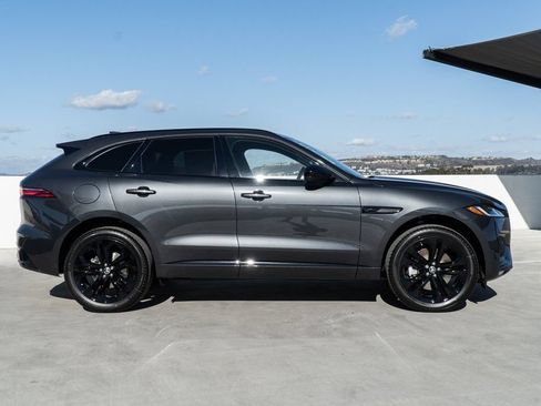 Used 2025 Jaguar F-PACE R-Dynamic S AWD/4WD image 7