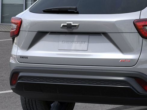New 2026 Chevrolet Trax RS w/ Driver Confidence Package image 38
