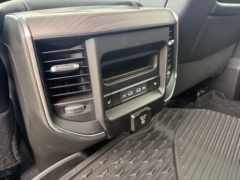 New 2026 RAM 3500 Laramie AWD/4WD image 27