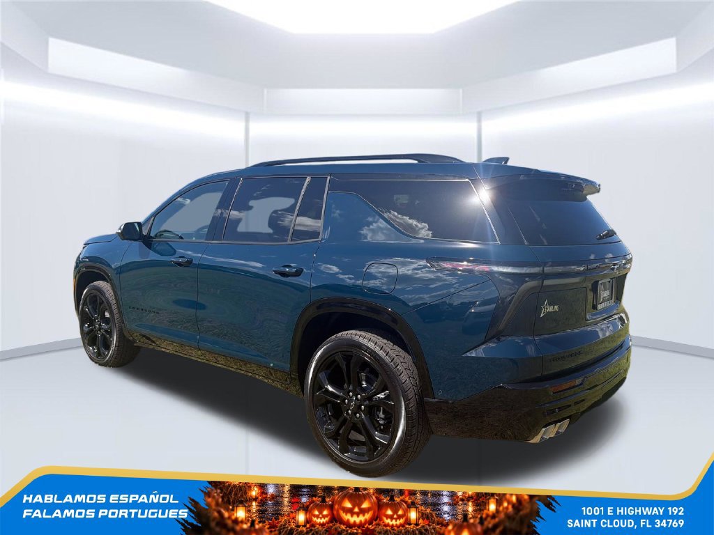 New 2027 Chevrolet Traverse RS FWD image 3
