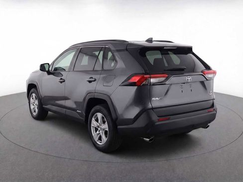 Used 2025 Toyota RAV4 LE image 4