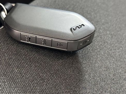 Used 2025 Kia K4 FWD image 21