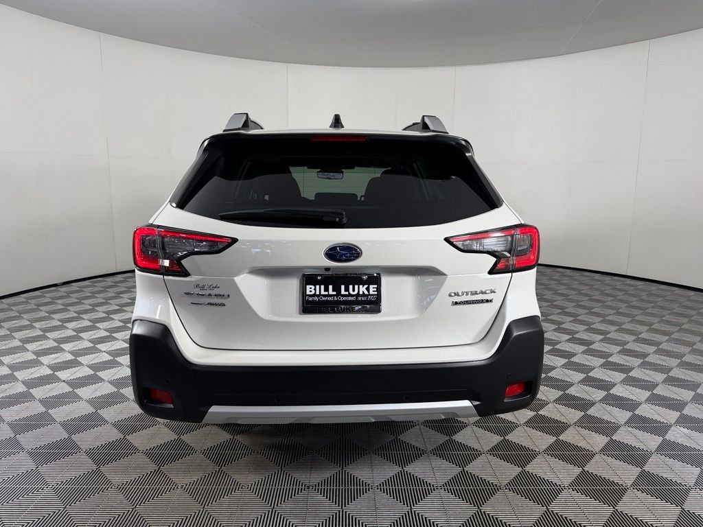 Used 2025 Subaru Outback Touring XT AWD/4WD image 8