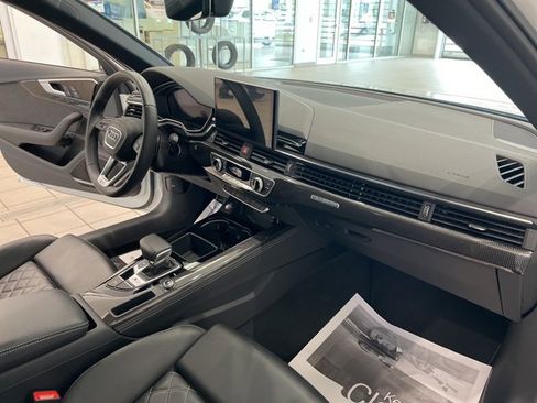 Used 2024 Audi S4 Premium Plus w/ Premium Plus Package image 24