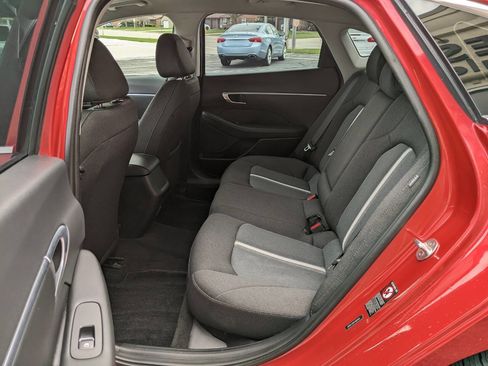 Used 2020 Hyundai Sonata SEL FWD image 12