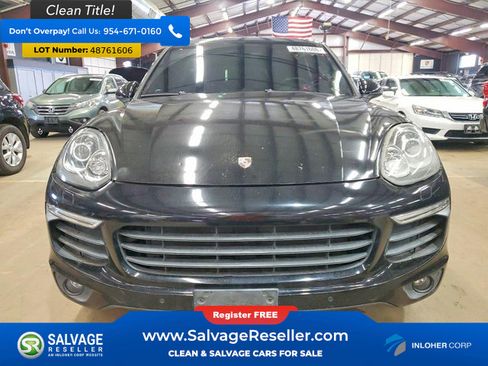 Used 2017 Porsche Cayenne Platinum Edition AWD/4WD image 7