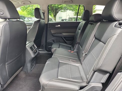 Used 2022 Volkswagen Atlas SE AWD/4WD image 11