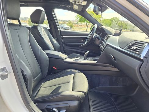Used 2018 BMW 340i xDrive Sedan AWD/4WD image 14