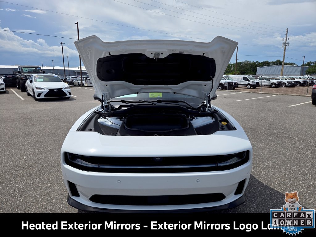 Used 2025 Dodge Charger Daytona Scat Pack w/ Track Pack AWD/4WD image 18