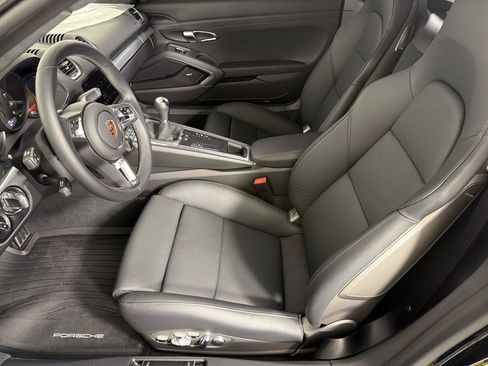 Used 2025 Porsche 718 Cayman GTS RWD image 7