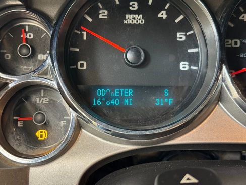 Used 2011 Chevrolet Silverado 1500 LT w/ All-Star Edition image 28