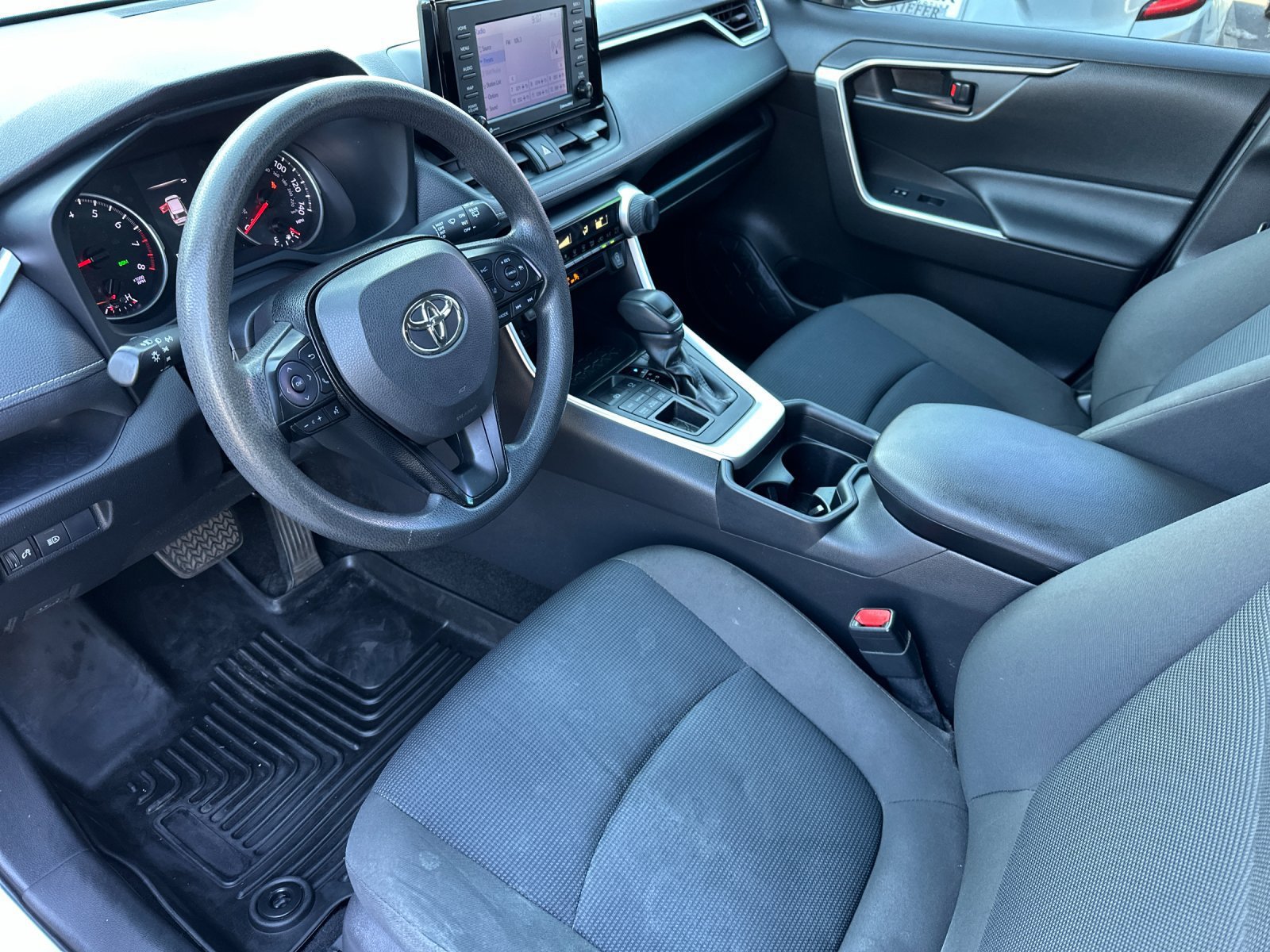 Used 2020 Toyota RAV4 LE w/ All Weather Liner Package AWD/4WD image 9