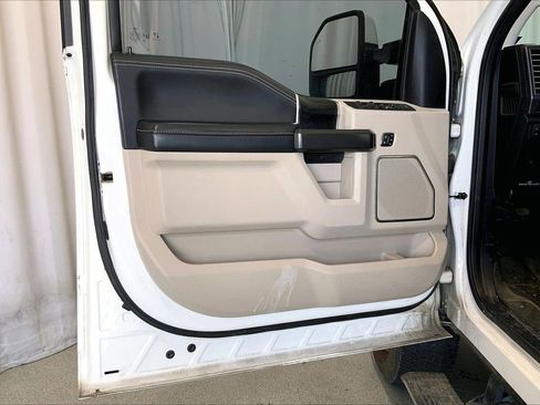 Used 2021 Ford F250 Limited w/ FX4 Off-Road Package AWD/4WD image 21