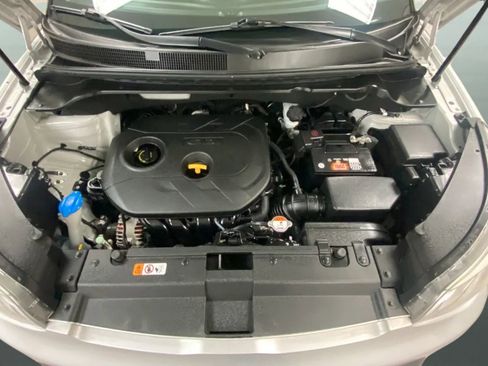 Used 2015 Kia Soul + FWD image 4