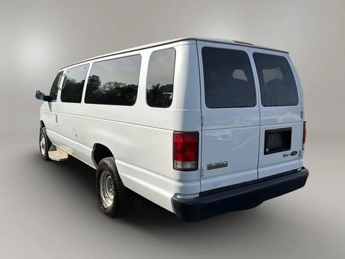 Used 2009 Ford E-350 and Econoline 350 Extended Super Duty image 6