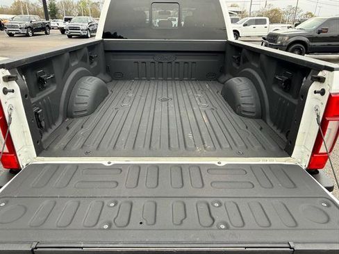 Used 2021 Ford F250 Platinum w/ Tremor Off-Road Package image 13