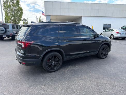 Used 2020 Honda Pilot Black Edition image 11