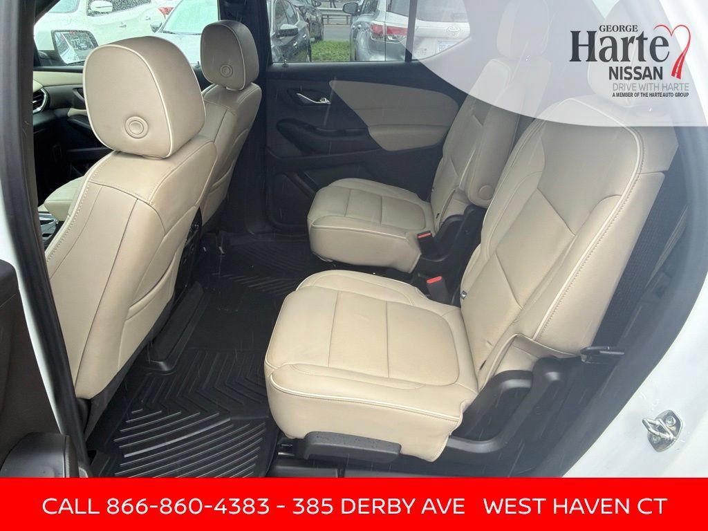 Used 2023 Chevrolet Traverse Premier AWD/4WD image 20