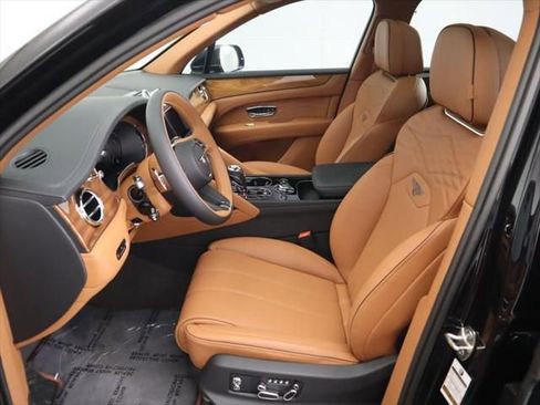 New 2025 Bentley Bentayga image 20