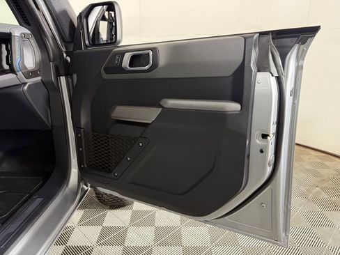 Used 2023 Ford Bronco Black Diamond image 23