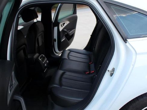 Used 2012 Audi A6 3.0T Prestige w/ Prestige Pkg image 9