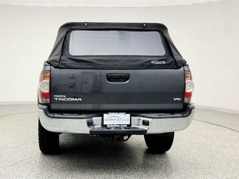 Used 2015 Toyota Tacoma 4x4 Double Cab image 6