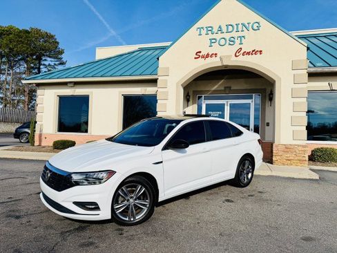 Used 2019 Volkswagen Jetta R-Line image 3