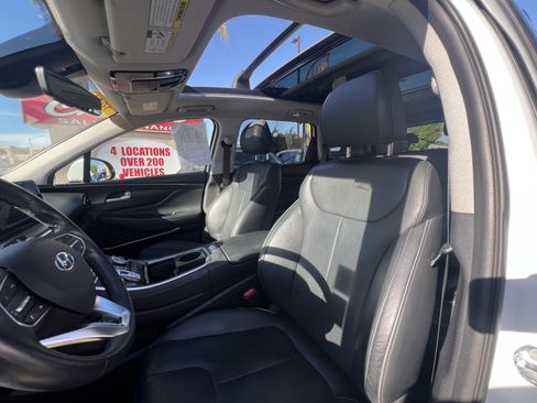 Used 2021 Hyundai Santa Fe Limited image 15