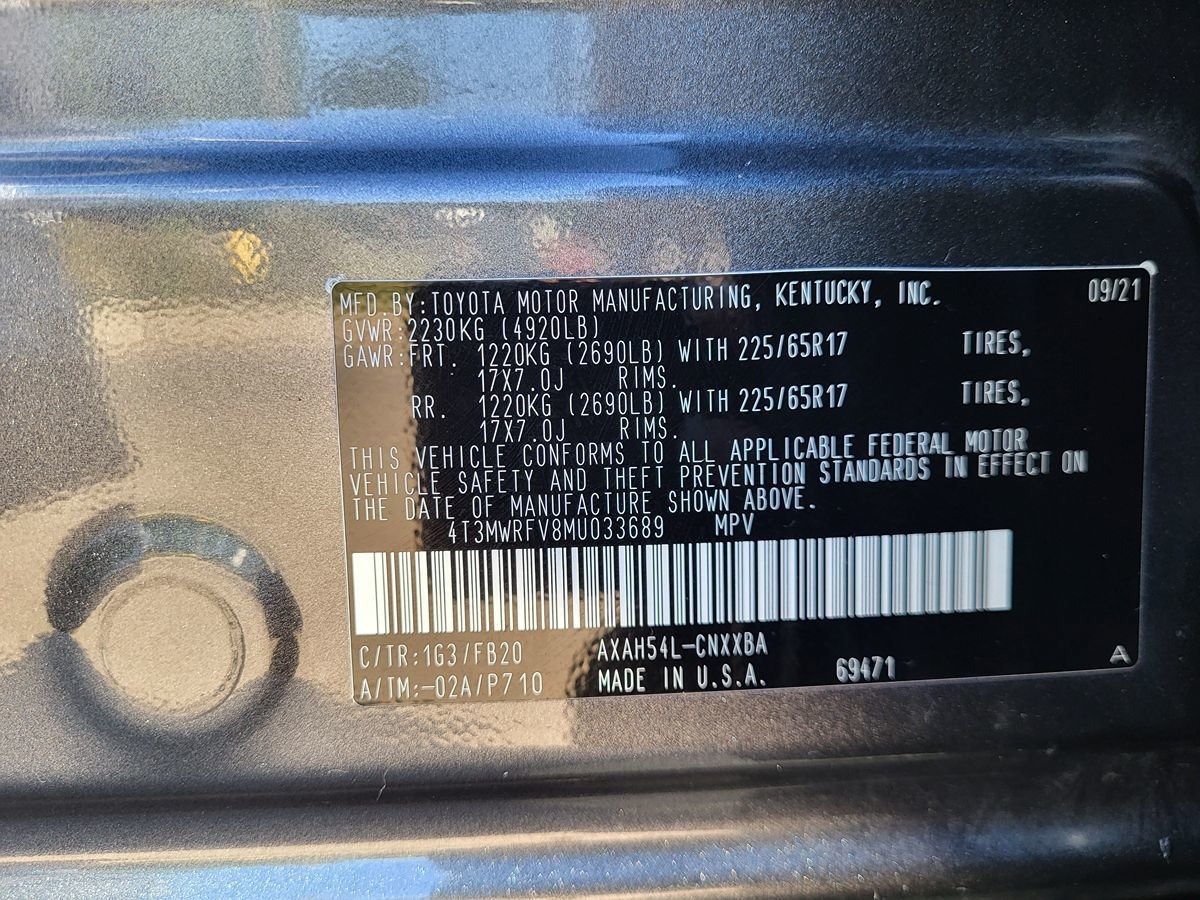 Used 2021 Toyota RAV4 LE AWD/4WD image 30