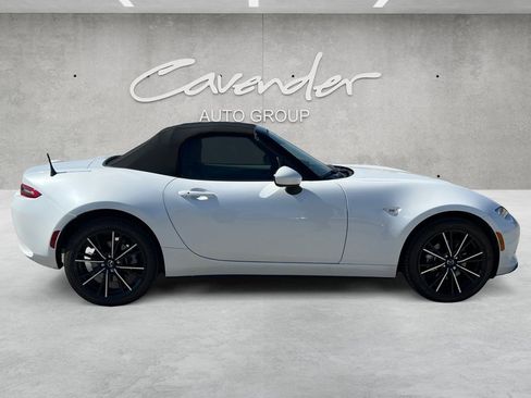 Used 2025 MAZDA MX-5 Miata Grand Touring image 17