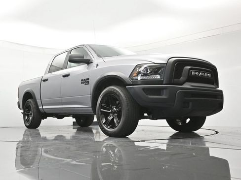 Used 2024 RAM 1500 Warlock AWD/4WD image 39