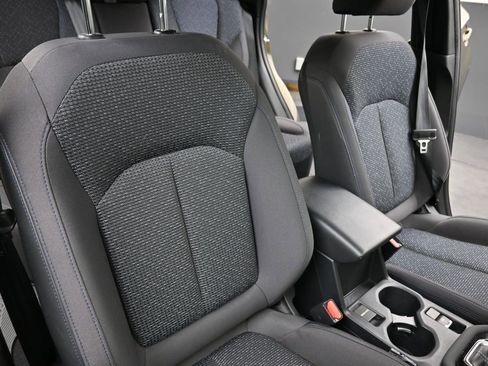 Used 2025 Subaru Forester Premium AWD/4WD image 14