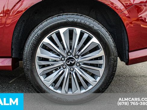 Used 2025 INFINITI QX80 Sensory image 16