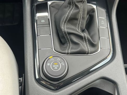 Used 2025 Volkswagen Taos S image 24