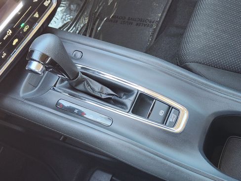 Used 2017 Honda HR-V EX image 20