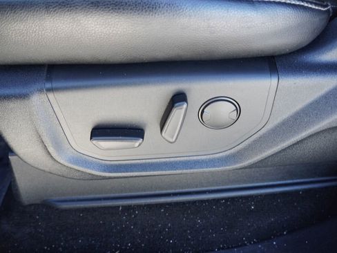 Certified 2020 Ford F150 Lariat w/ Equipment Group 502A Luxury image 24