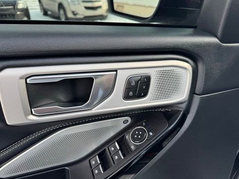 Used 2022 Ford Explorer ST w/ Equipment Group 401A image 27