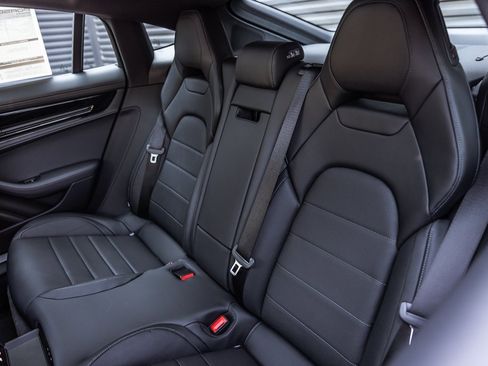 Used 2025 Porsche Panamera image 15