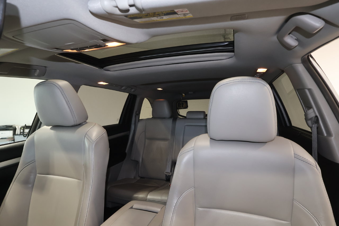 Used 2019 Toyota Highlander XLE w/ Protection Package #3 AWD/4WD image 11