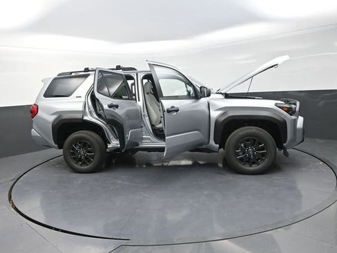 Used 2026 Toyota 4Runner SR5 AWD/4WD image 45