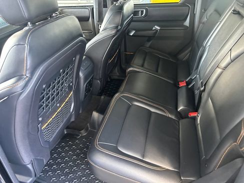 Used 2024 Ford Bronco Badlands AWD/4WD image 29