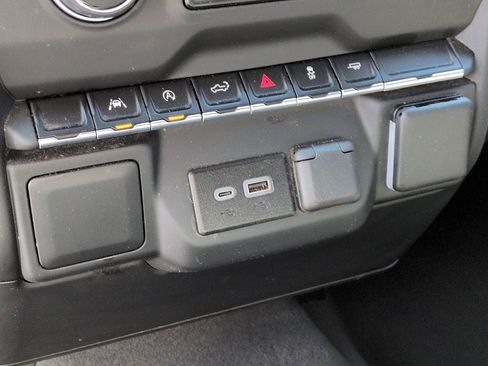 Used 2024 Chevrolet Silverado 1500 Custom w/ Turbomax Blackout Package image 28