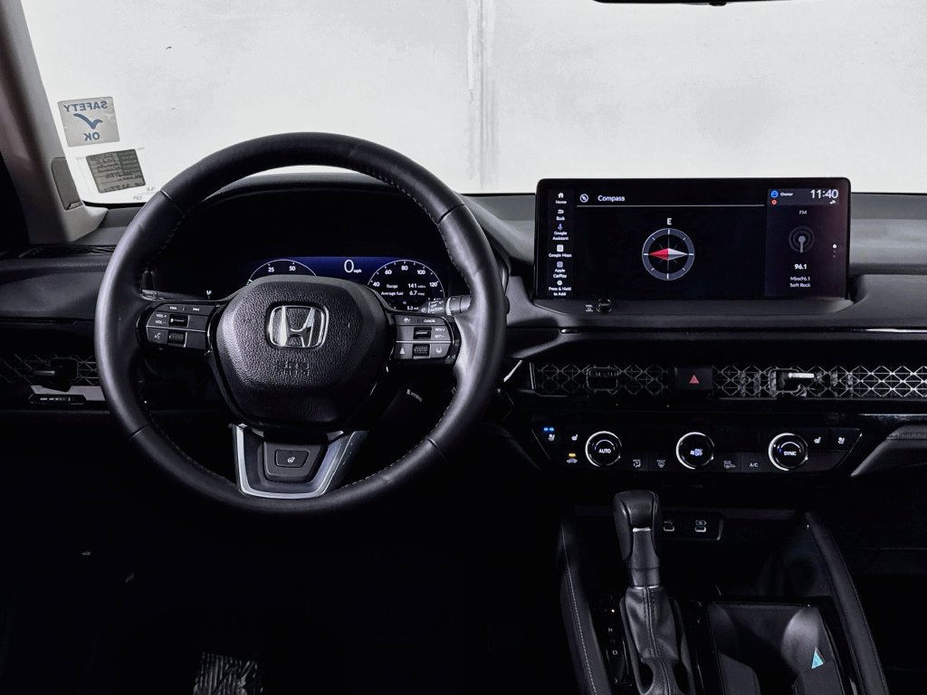 Used 2025 Honda Accord Touring image 13