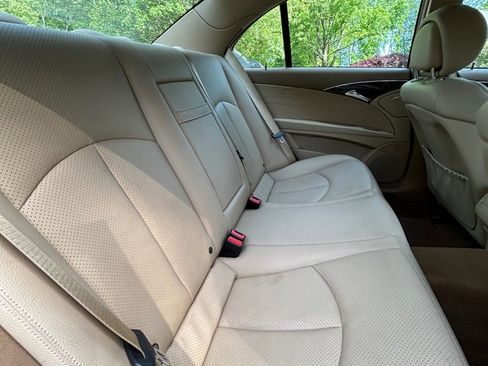 Used 2007 Mercedes-Benz E 350 Sedan w/ Premium Pkg 1 image 22
