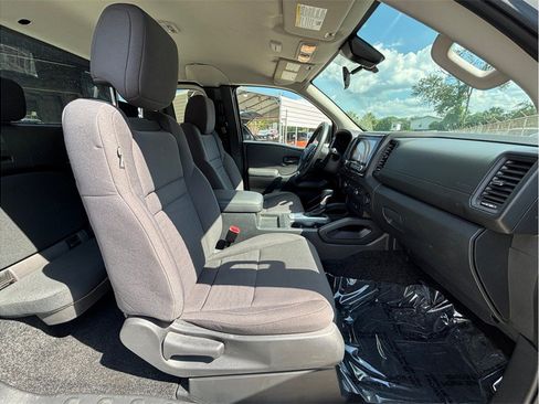 Used 2022 Nissan Frontier S RWD image 31